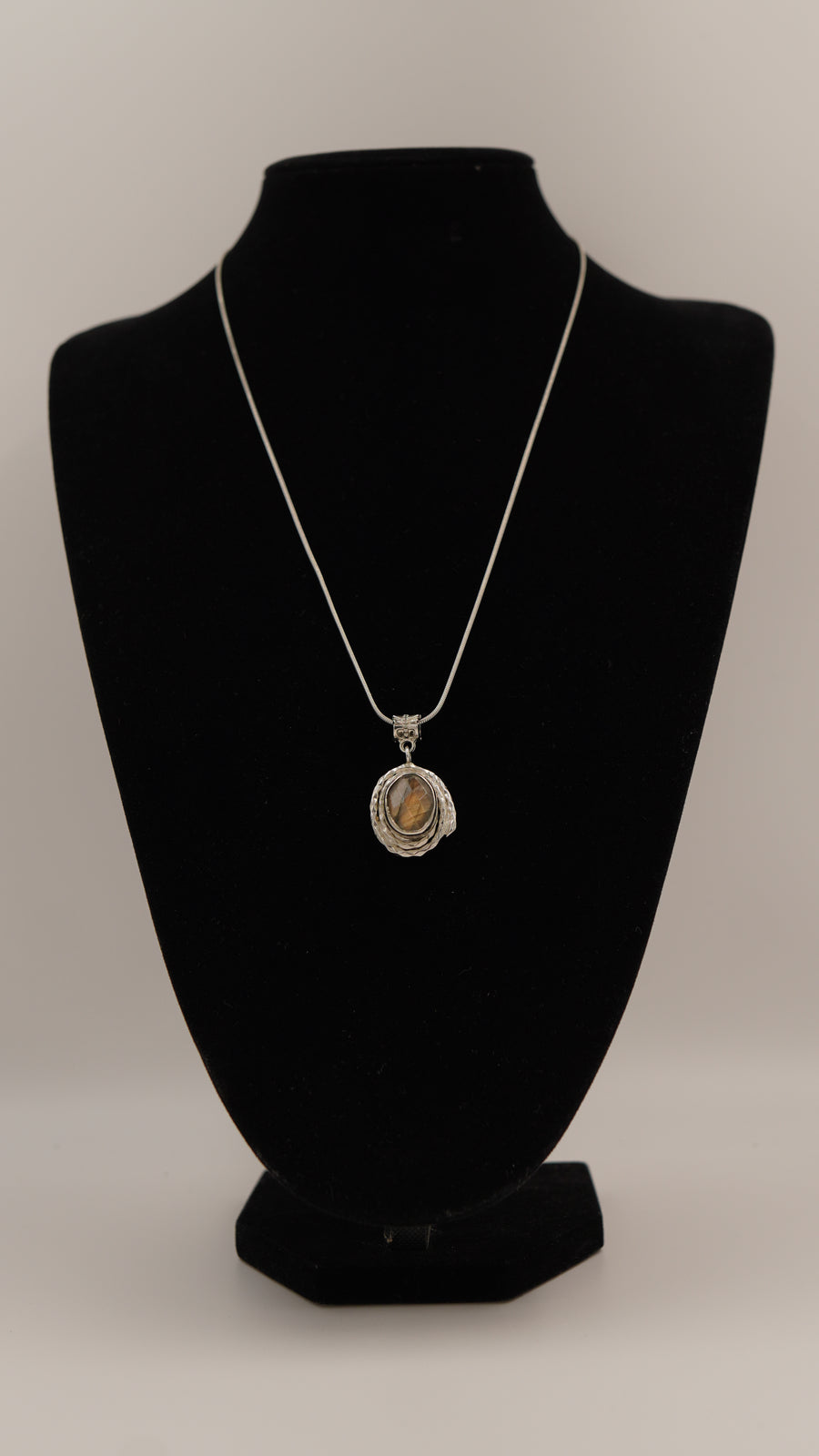 Labradorit Taşlı Bakır Kolye Ucu