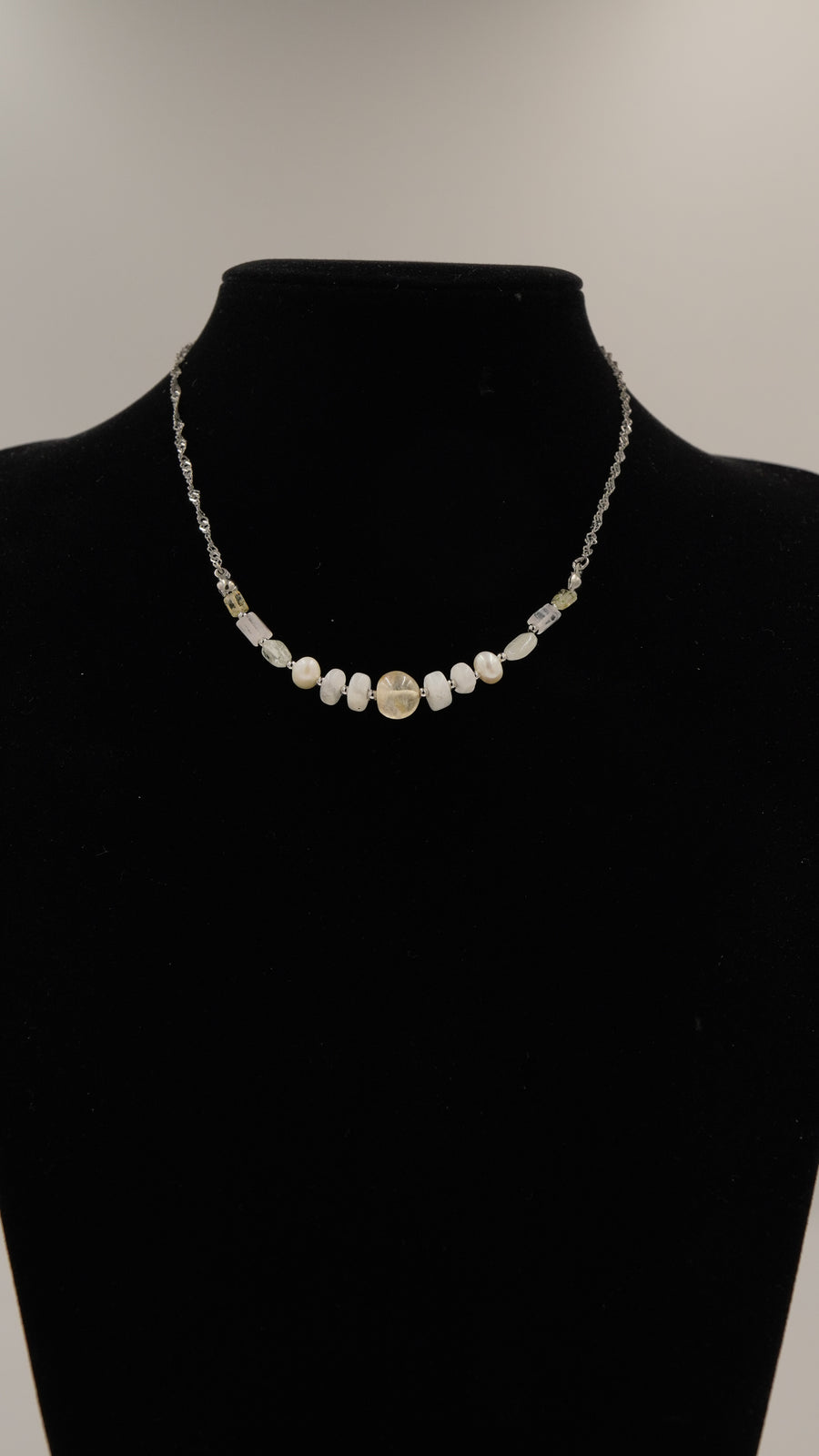 Quartz Doğal Taşlı Çelik Kolye