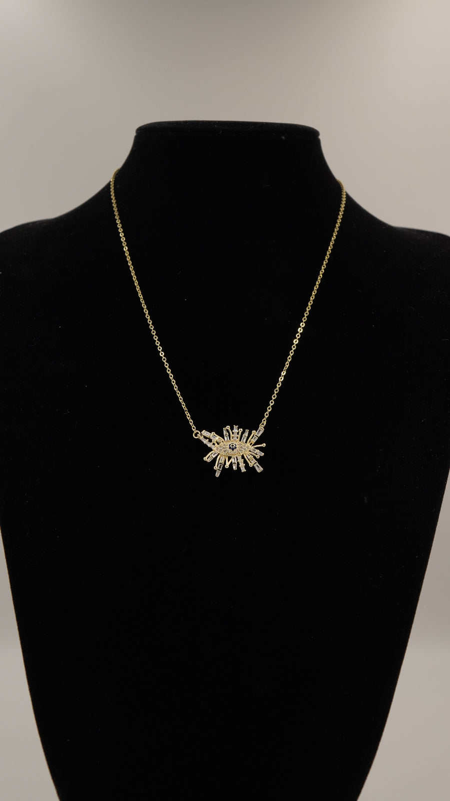 Nazar Boncuğu Detaylı Zirkon Taşlı Kolye