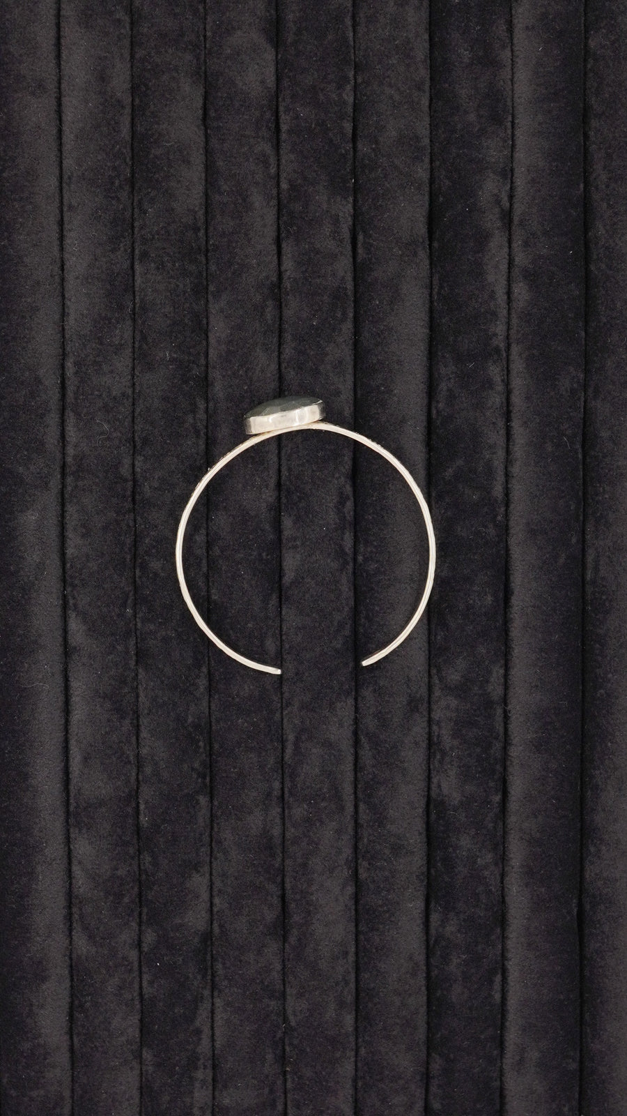 Labradorit Taşlı El Yapımı Bakır Bileklik – 18 Ayar Rodyum Altın Kaplama