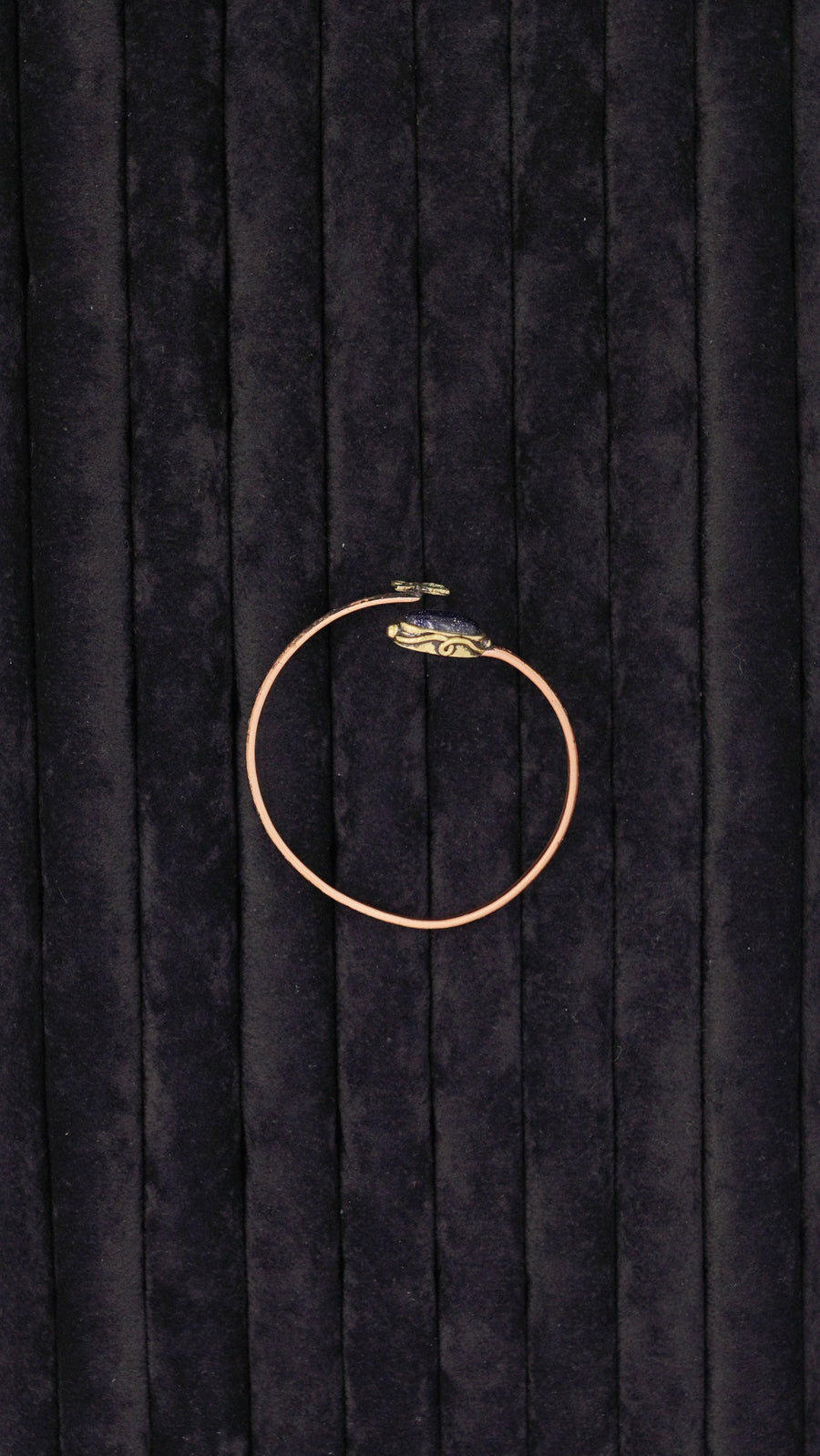 Kelebek Figürlü Yıldız Taşlı El Yapımı Bakır Bileklik – Pirinç Detaylı