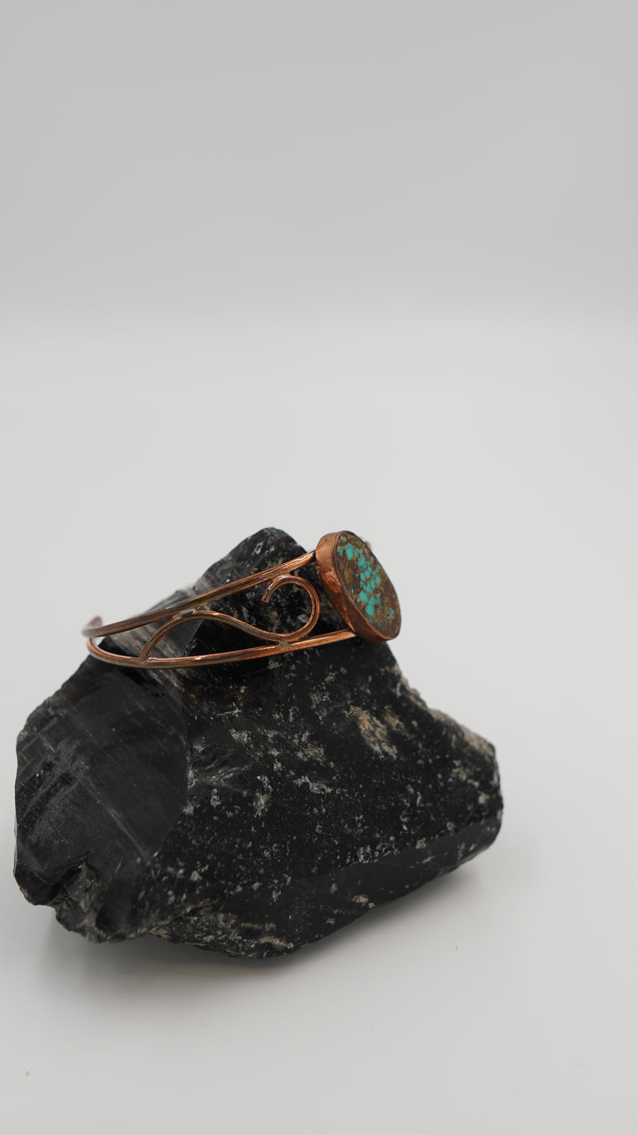 1. Kalite Malakit Taşlı Saf Bakır Bileklik – Özel Üretim, Tek (VIP)