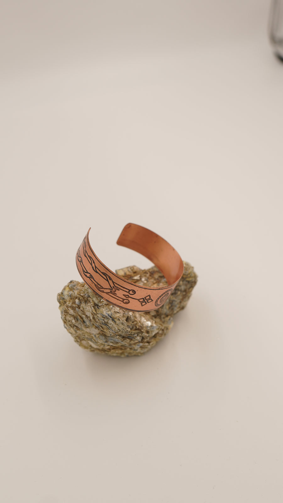 İçi Dolu El Yapımı Saf Bakır Bileklik – Ayarlanabilir