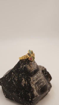 Zirkon Taşlı Çiçek Figürlü Ayarlanabilir Yüzük