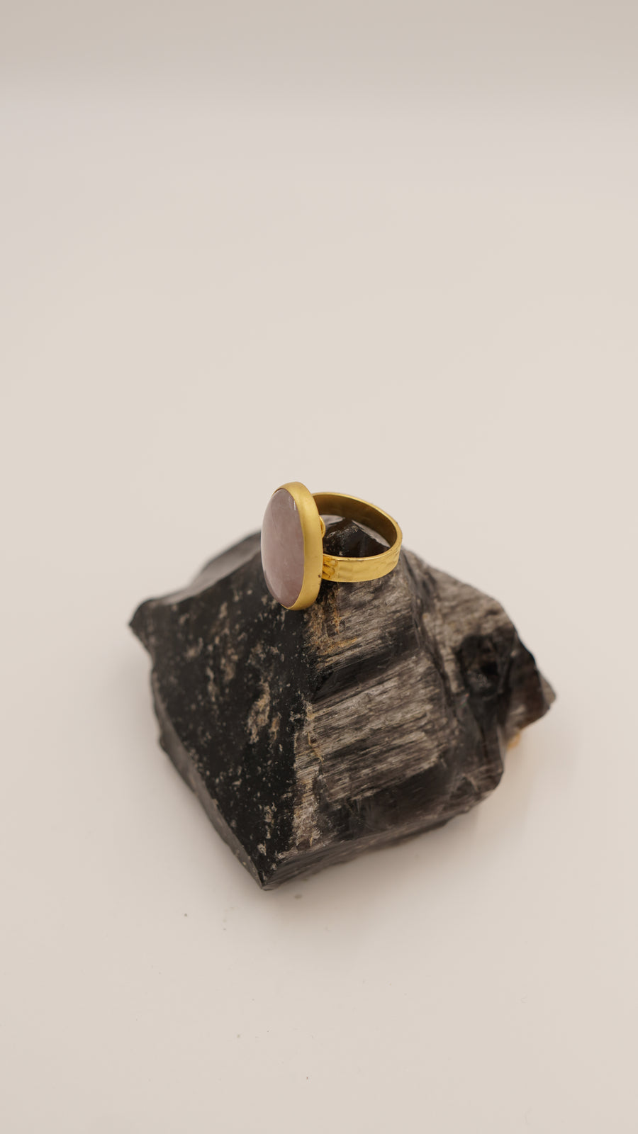El Yapımı Pembe Quartz Bakır Yüzük- Altın Kaplama
