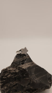 Zirkon Taşlı Yıldız Figürlü Altın Kaplama Bronz Yüzük