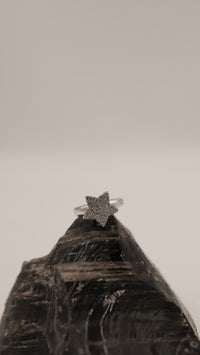 Zirkon Taşlı Yıldız Figürlü Altın Kaplama Bronz Yüzük