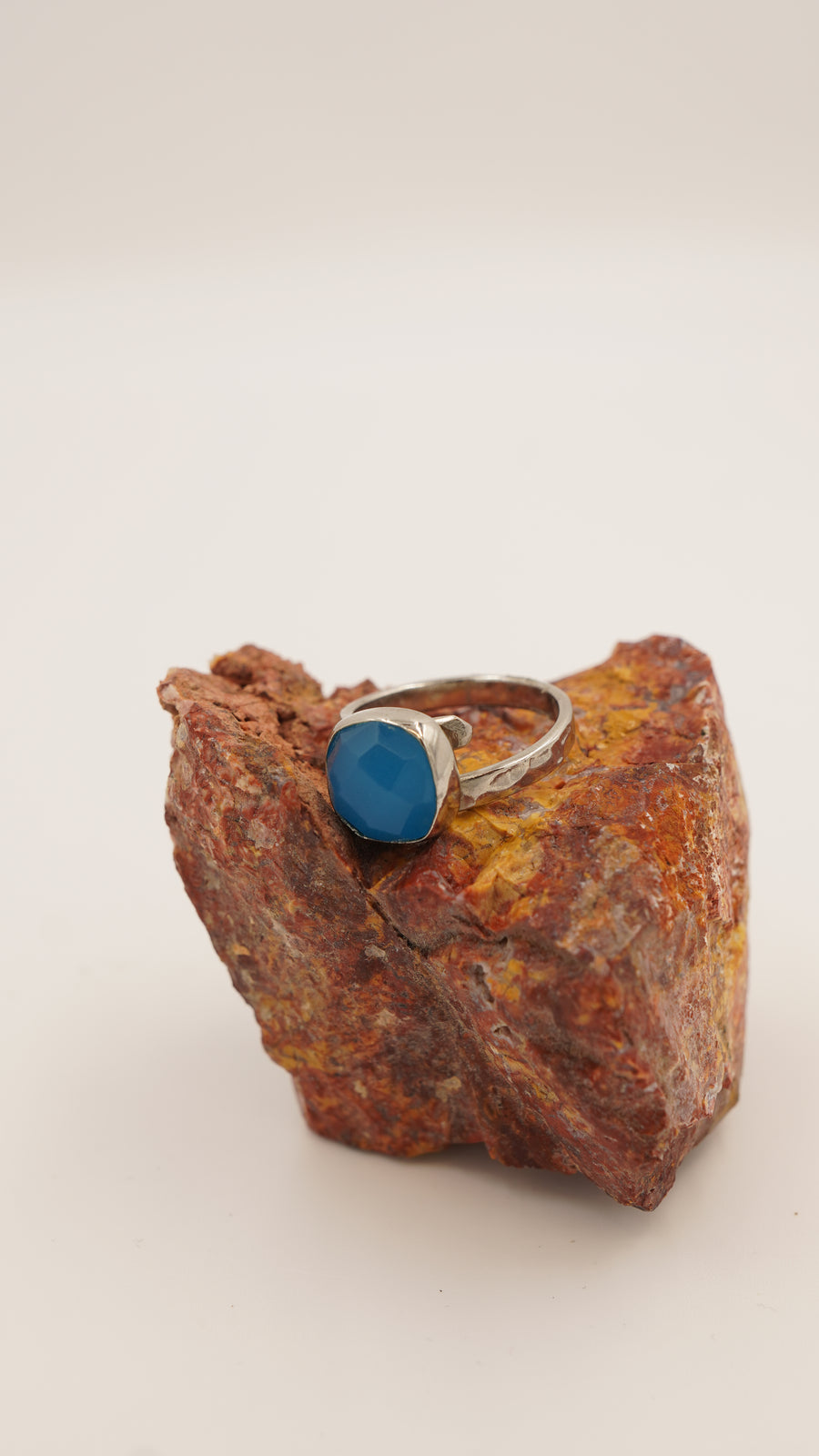 Akuamarin Taşlı Altın Kaplama Bakır Yüzük