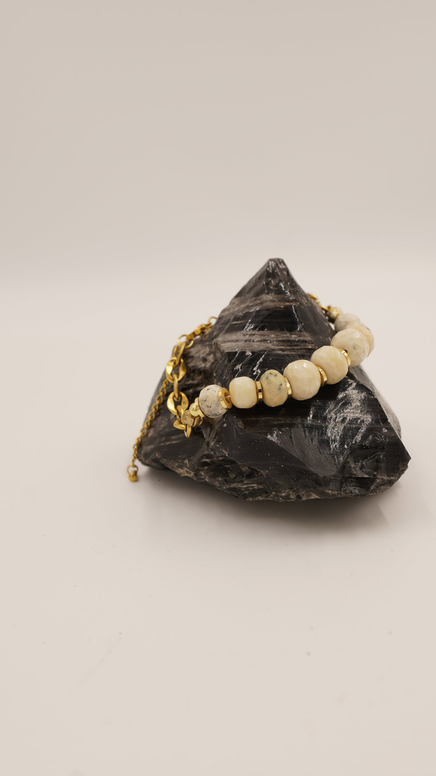 Opal Taşlı Bileklik – 1. Kalite, Çelik Metal (20 cm + 5 cm Uzatma)