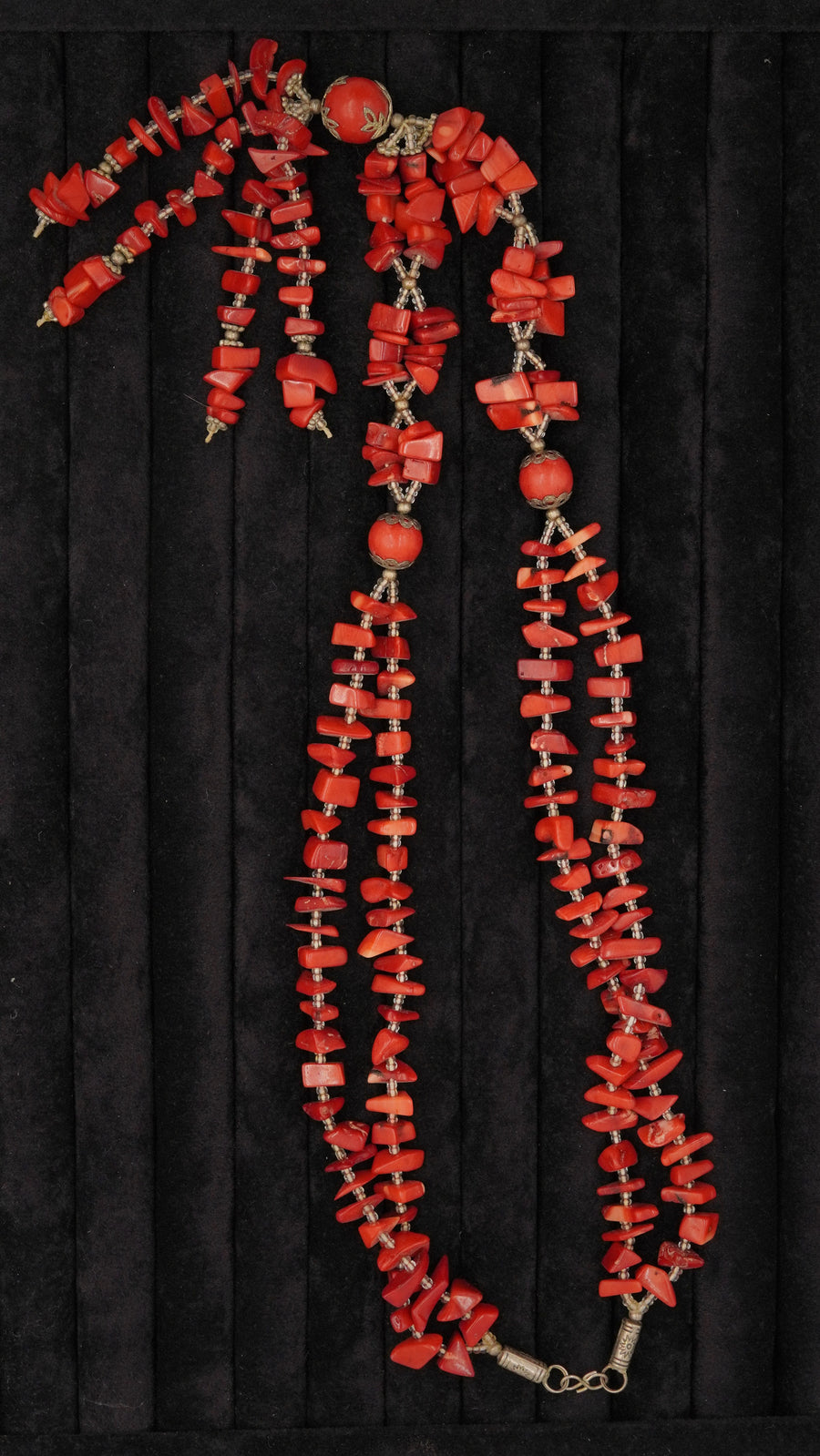 Doğal Mercan Taşlı Otantik Kolye