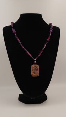 Rune Pusula Doğal Taşlı Kolye