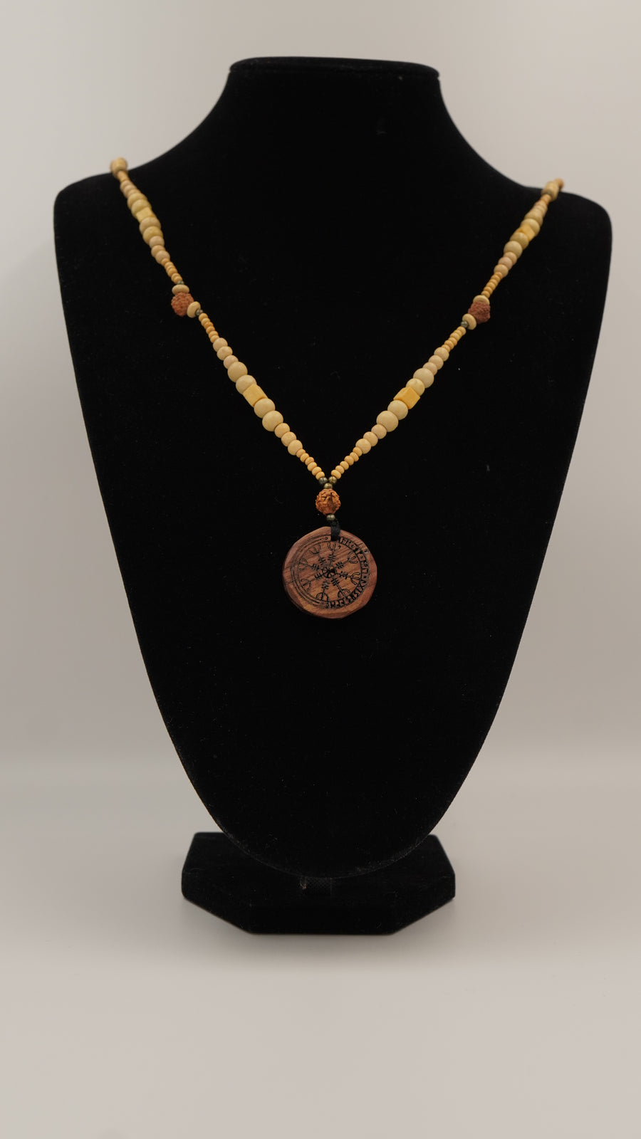 Rune Pusula Doğal Taşlı Kolye