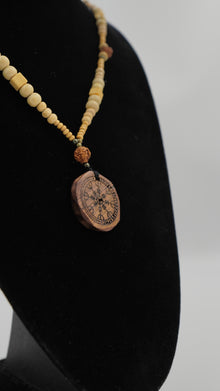 Rune Pusula Doğal Taşlı Kolye