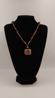 Rune Yetenek & Karizma Doğal Taşlı Kolye