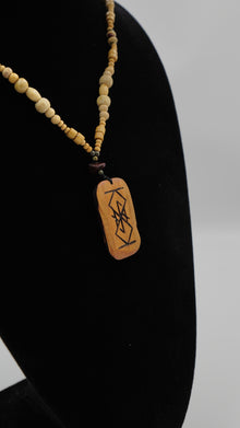 Rune Şahin Gözü Doğal Taşlı Kolye