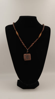 Rune Doğal Taşlı Kolye