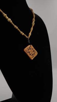 Rune İyi Şans Doğal Taşlı Kolye