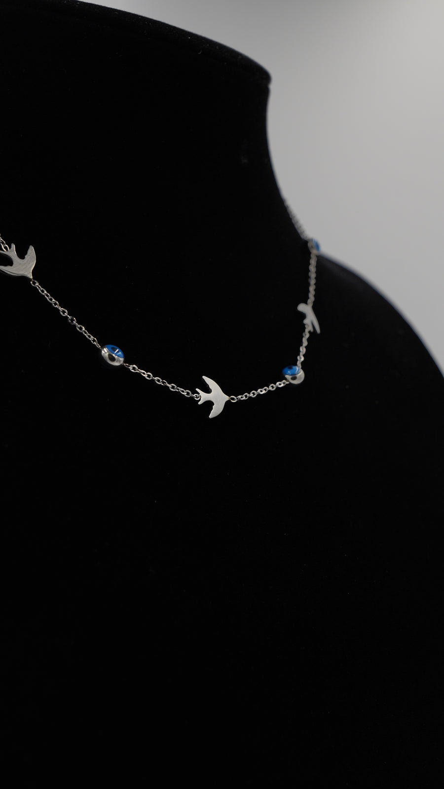 Kırlangıç Figürlü Nazar Boncuklu Çelik Kolye