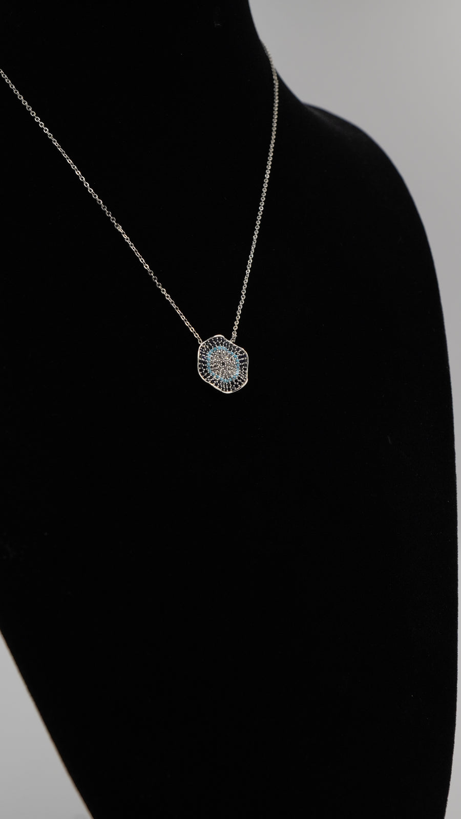 Nazar Boncuğu Figürlü Zirkon Taşlı Kolye