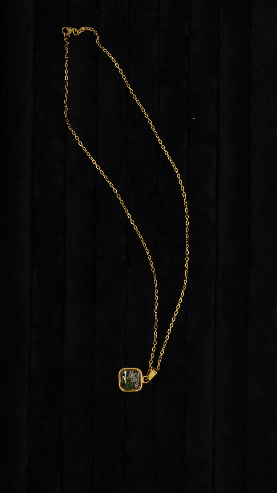 Gerçek Çiçekli Epoksi Kare Çelik Kolye