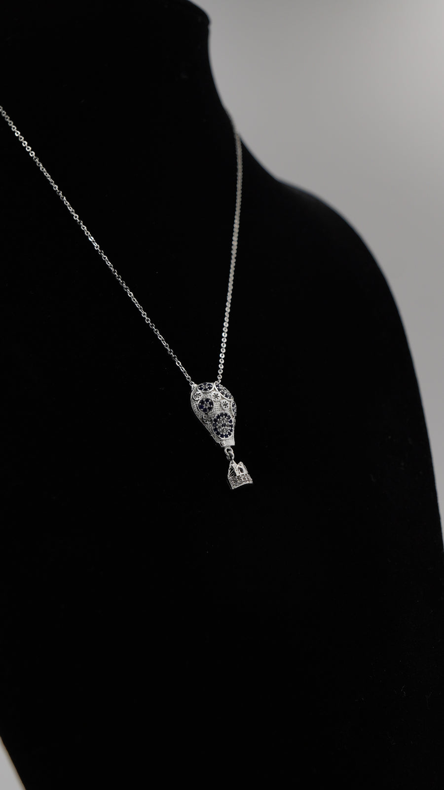 Balon Desenli Zirkon Taşlı Çelik Kolye