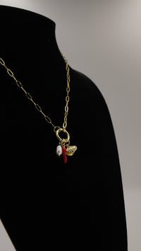 İtalyan Biber Figürlü İnci ve İstiridye Detaylı Kolye