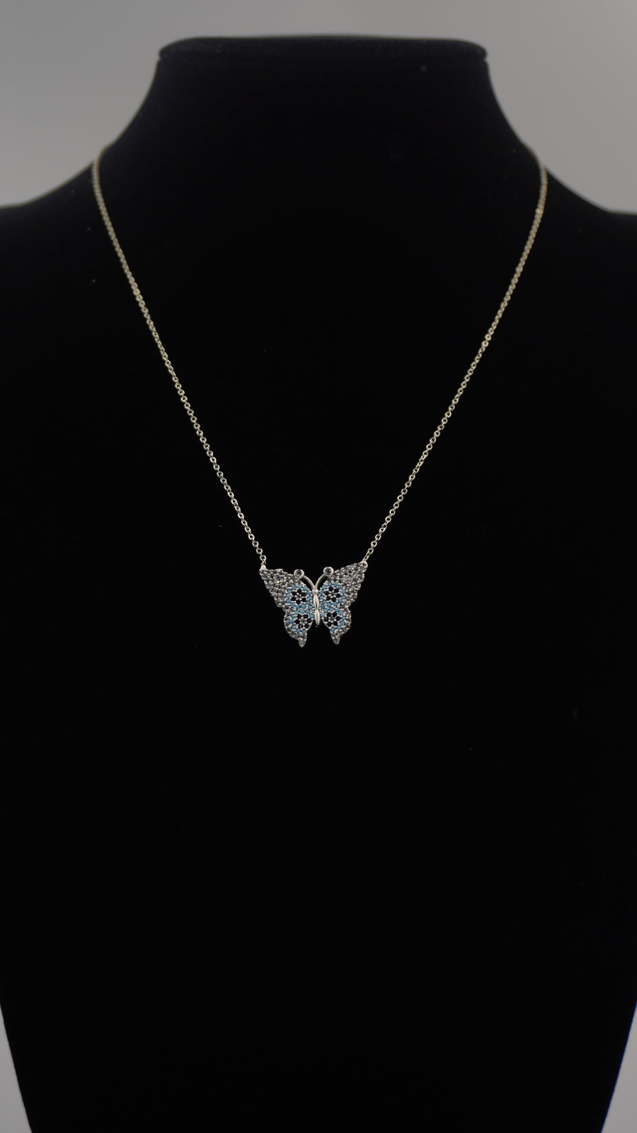 Kelebek Figürlü Zirkon Taşlı Kolye