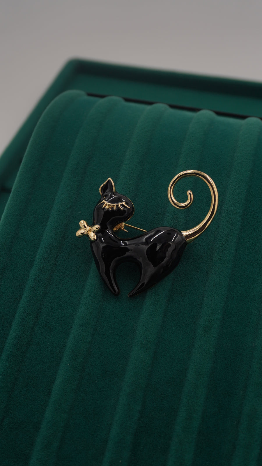 Kedi Figürlü Pirinç Broş