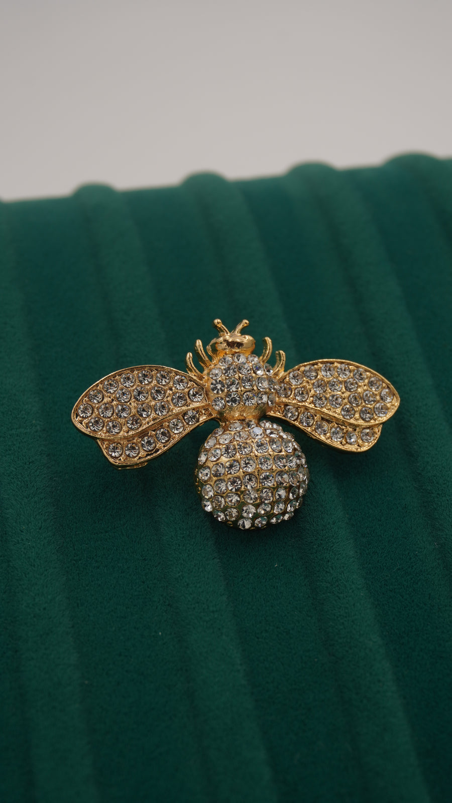 Zirkon Taşlı Arı Figürlü Broş