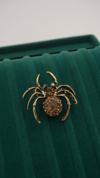 Zirkon Taşlı Örümcek Figürlü Pirinç Broş