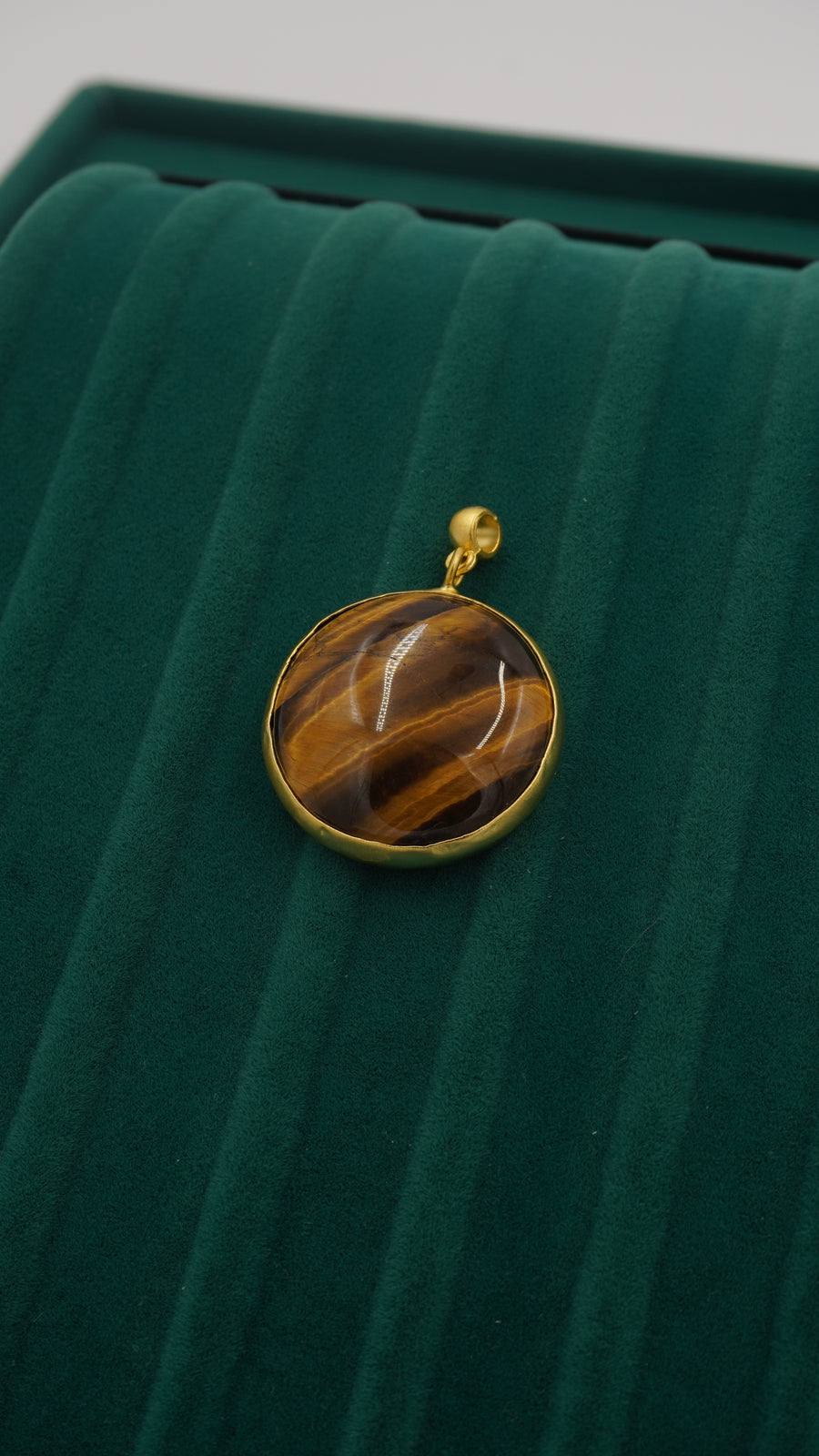 Kaplan Gözü Taşlı Bakır Kolye Ucu