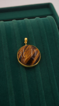 Kaplan Gözü Taşlı Bakır Kolye Ucu