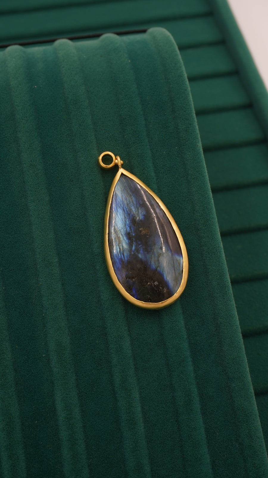 Labradorit Taşlı Bakır Kolye Ucu